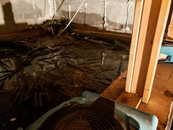 Crawlspace Water Cleanup in West Bend